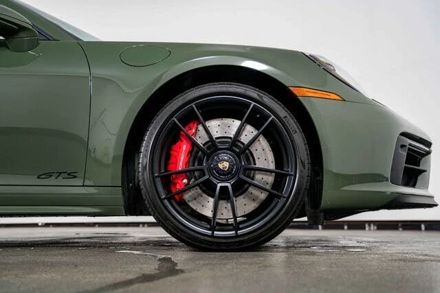 2022 Porsche 992 Targa 4 GTS - Image 11 of 31