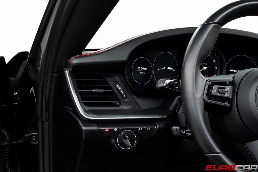 2022 Porsche 992 Targa 4 GTS - Image 28 of 31