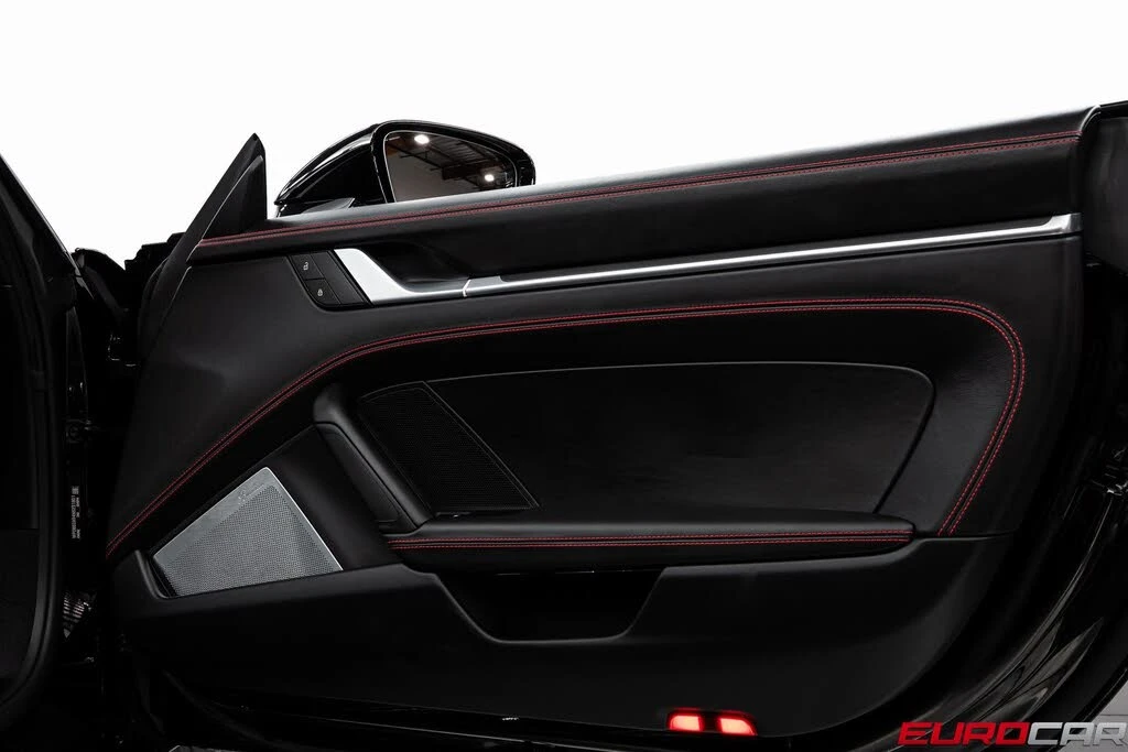2022 Porsche 992 Targa 4 GTS - Image 25 of 31