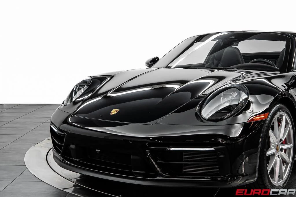2022 Porsche 992 Targa 4 GTS - Image 15 of 31