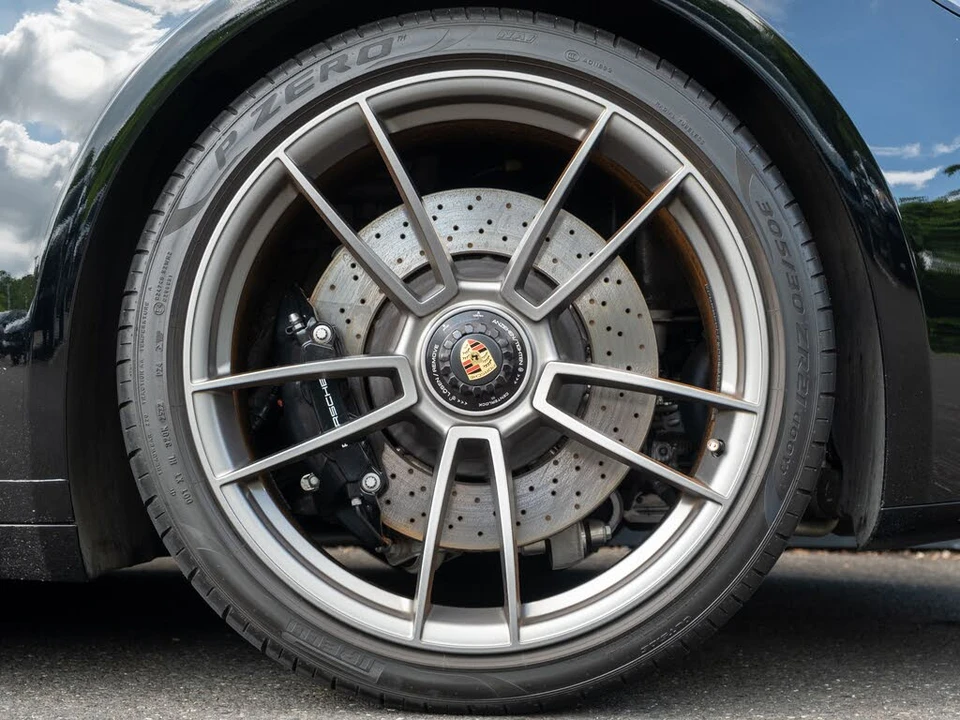 2022 Porsche 992 Targa 4 GTS - Image 14 of 31