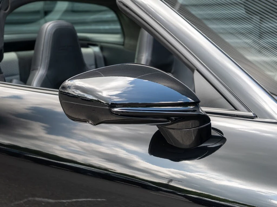 2022 Porsche 992 Targa 4 GTS - Image 18 of 31