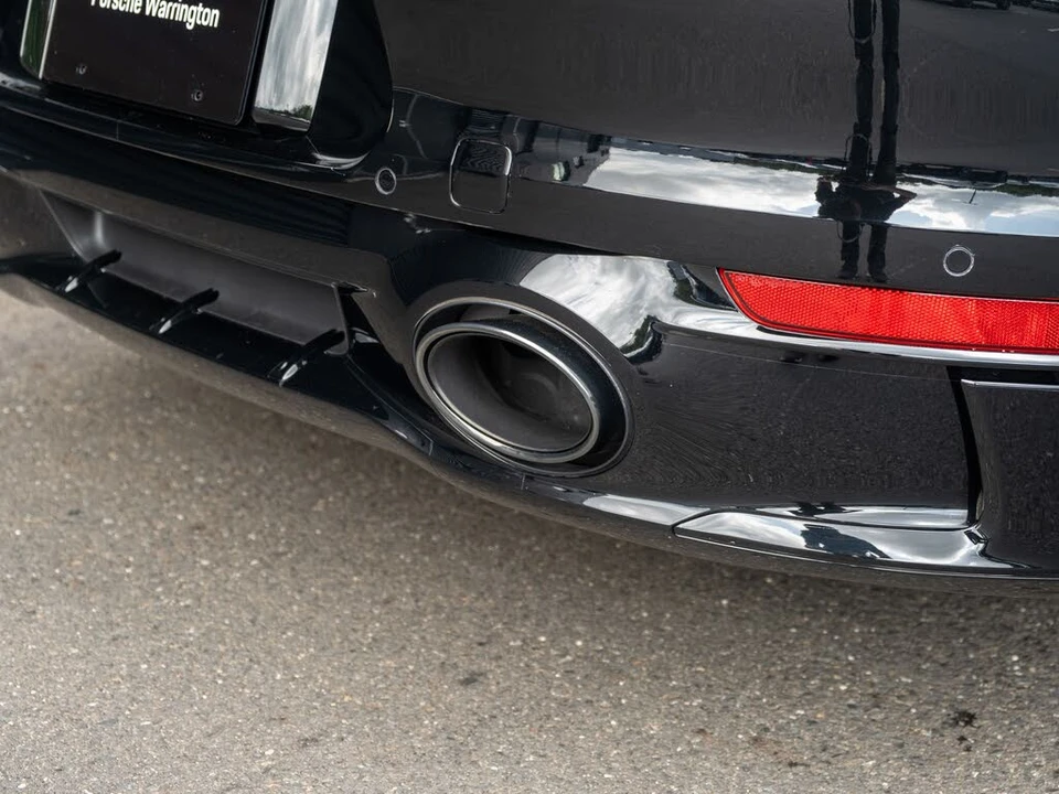 2022 Porsche 992 Targa 4 GTS - Image 22 of 31