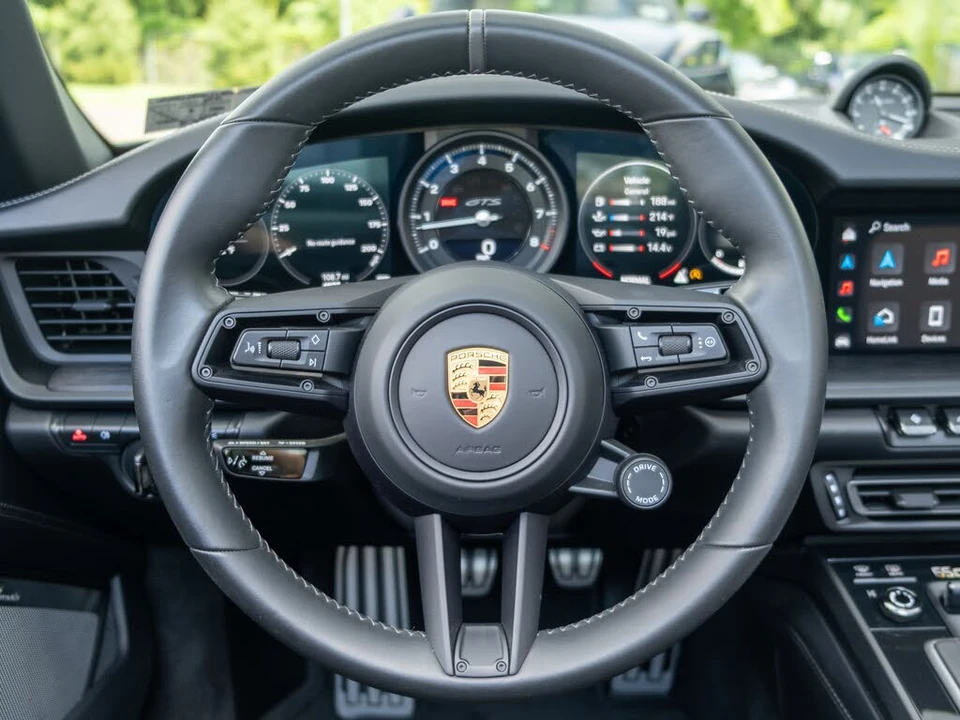 2022 Porsche 992 Targa 4 GTS - Image 28 of 31