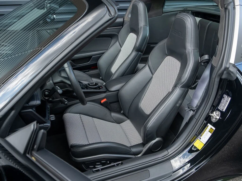2022 Porsche 992 Targa 4 GTS - Image 6 of 31