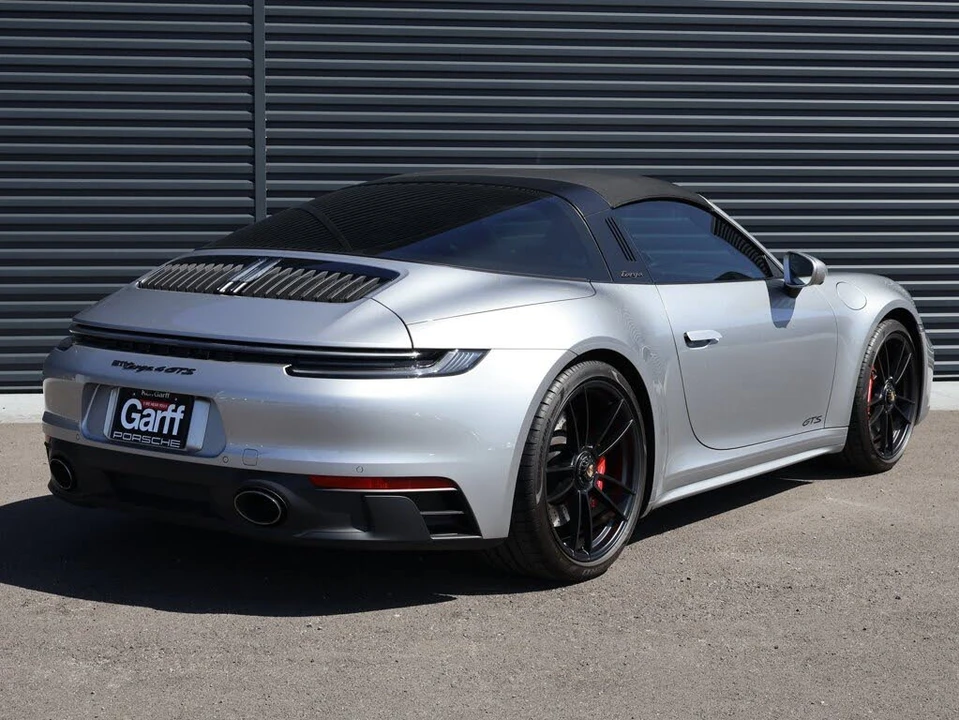 2022 Porsche 992 Targa 4 GTS - Image 9 of 31
