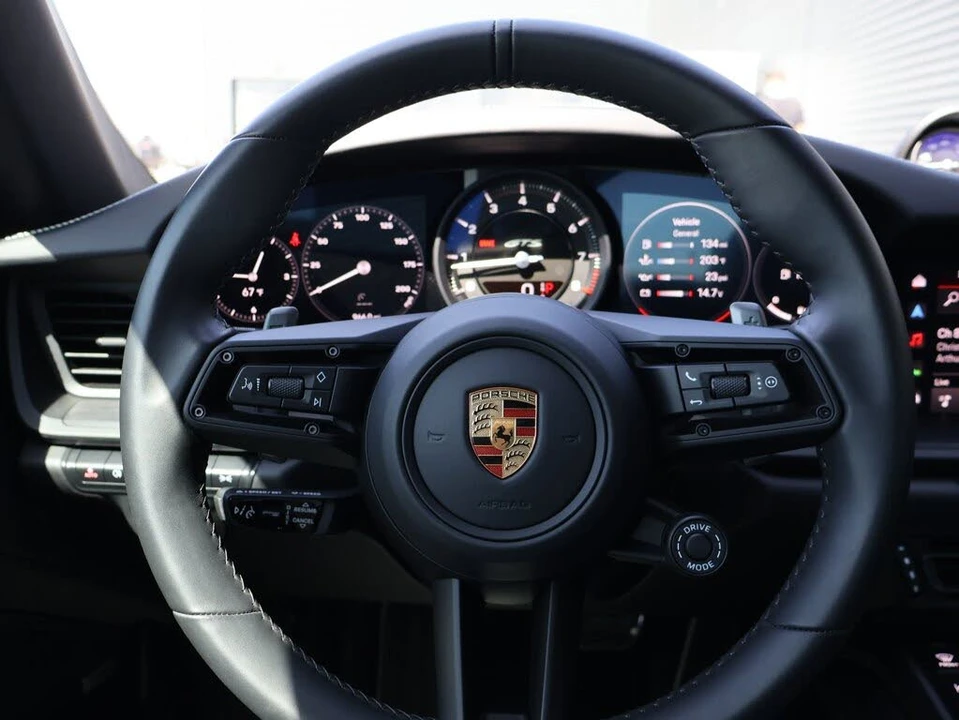 2022 Porsche 992 Targa 4 GTS - Image 17 of 31