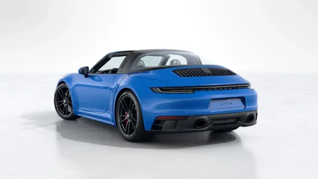 2022 Porsche 992 Targa 4 GTS - Image 23 of 31
