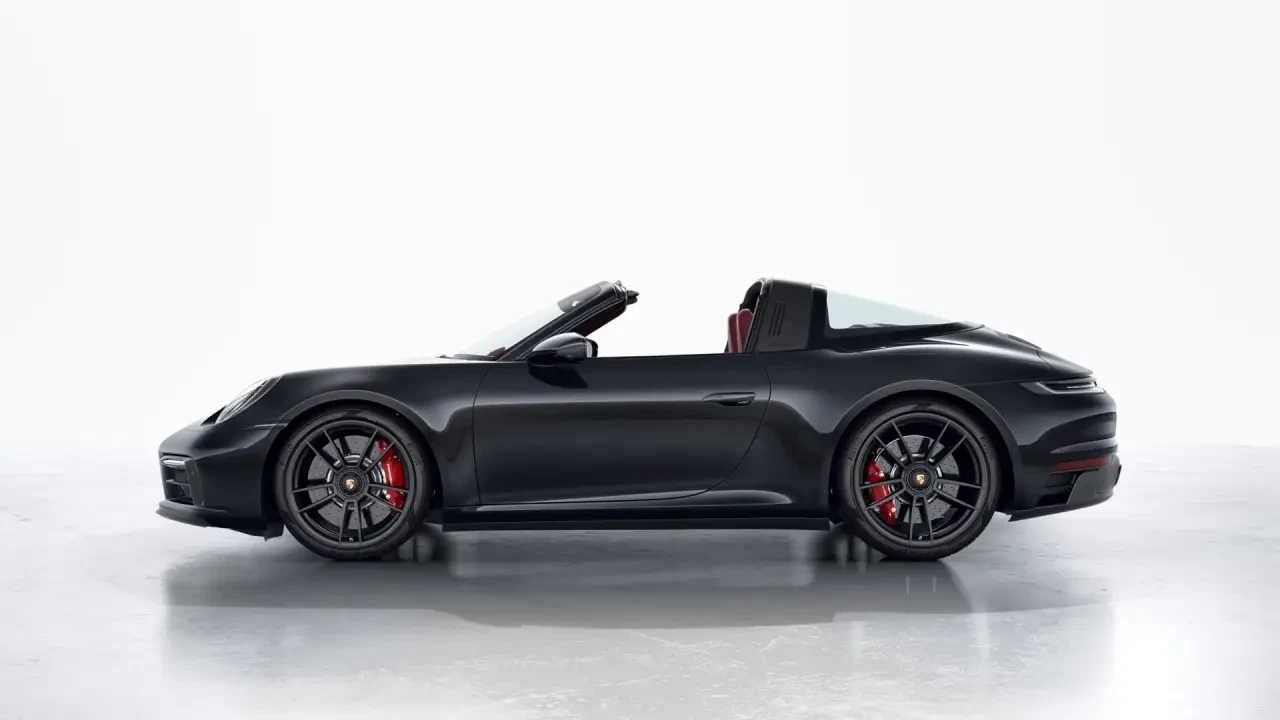 2022 Porsche 992 Targa 4 GTS - Image 16 of 31