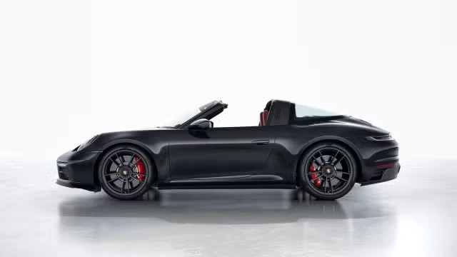 2022 Porsche 992 Targa 4 GTS - Image 10 of 31
