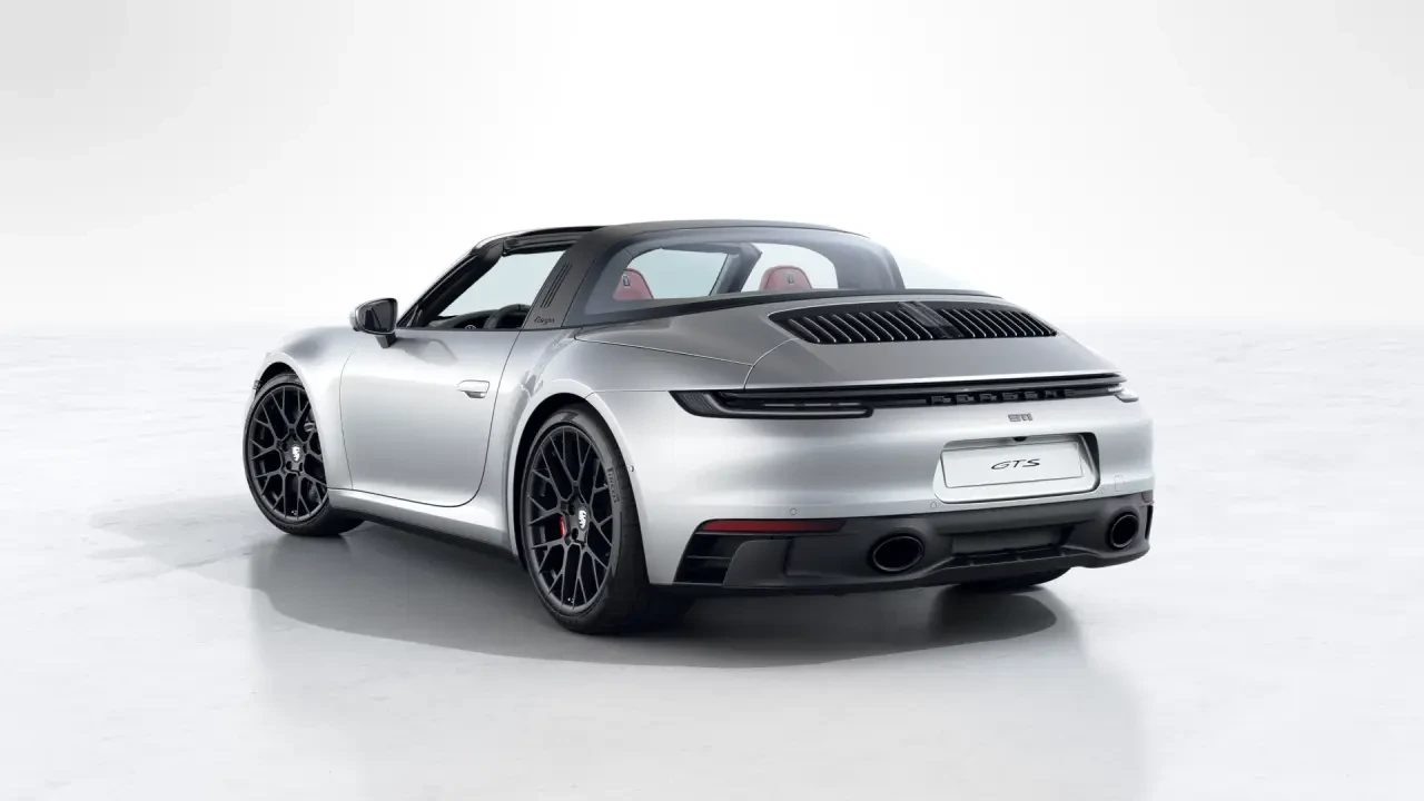 2022 Porsche 992 Targa 4 GTS - Image 24 of 31