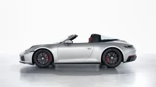 2022 Porsche 992 Targa 4 GTS - Image 13 of 31