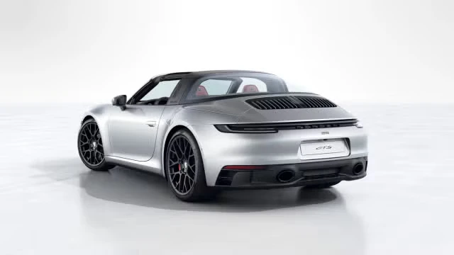 2022 Porsche 992 Targa 4 GTS - Image 18 of 31