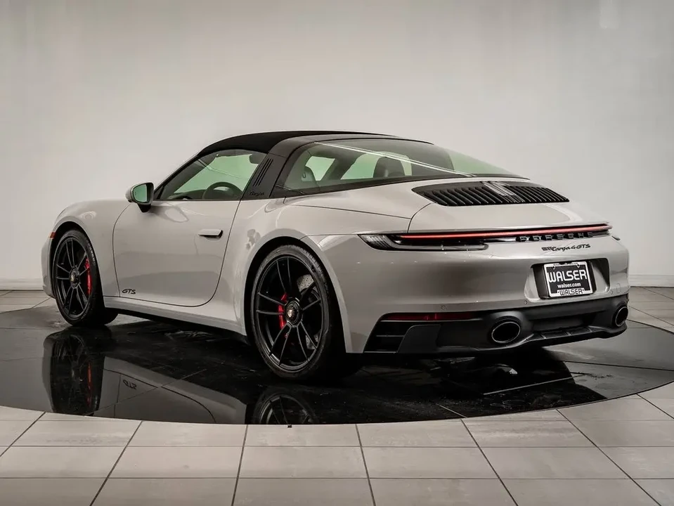 2022 Porsche 992 Carrera GTS - Image 4 of 7