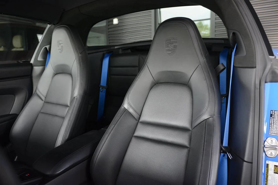 2022 Porsche 992 Targa 4 GTS - Image 5 of 5