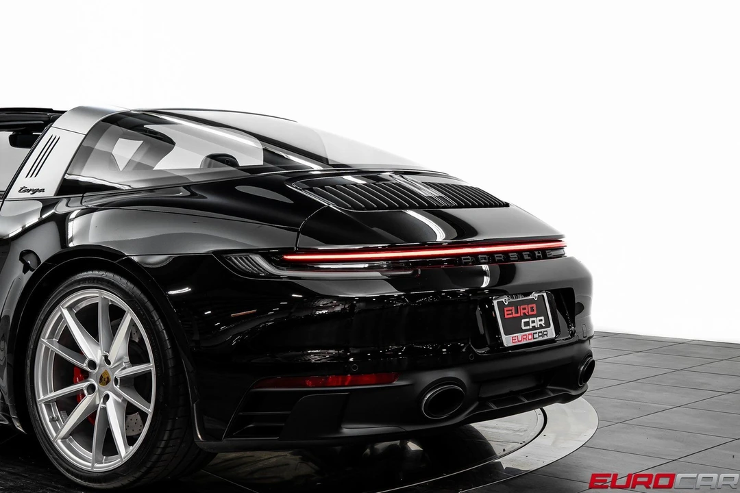 2022 Porsche 992 Targa 4 GTS - Image 18 of 31