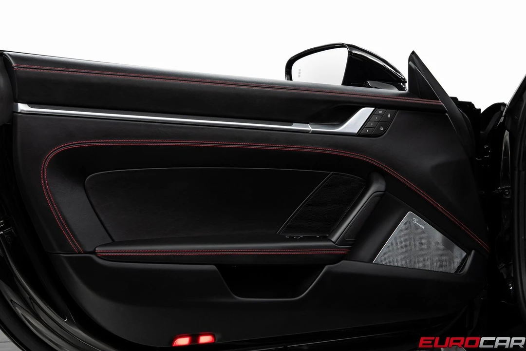 2022 Porsche 992 Targa 4 GTS - Image 26 of 31