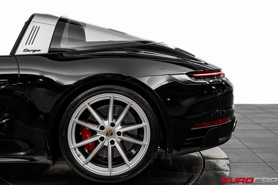 2022 Porsche 992 Targa 4 GTS - Image 17 of 31