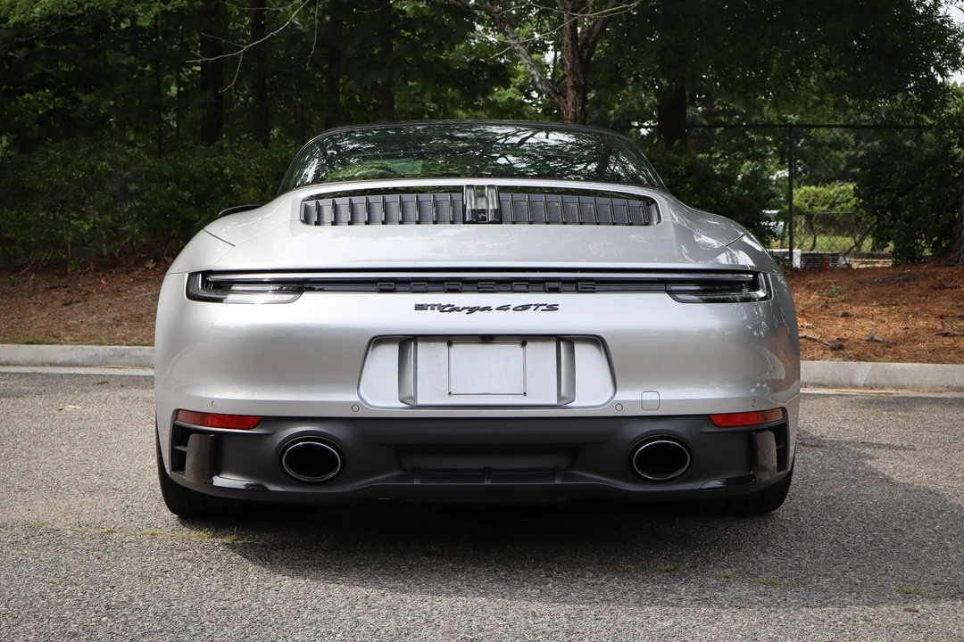 2022 Porsche 992 Targa 4 GTS - Image 5 of 16
