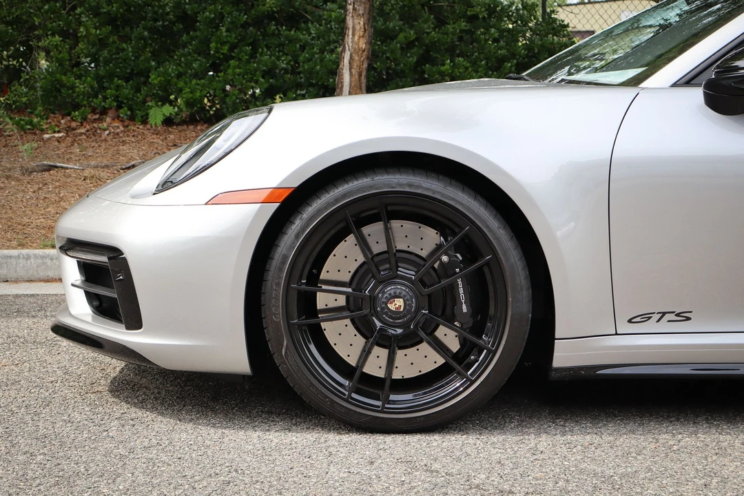 2022 Porsche 992 Targa 4 GTS - Image 8 of 16