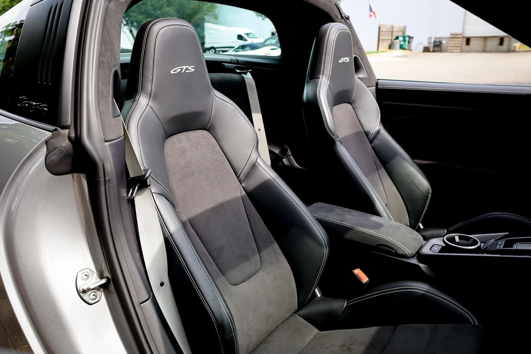 2022 Porsche 992 Targa 4 GTS - Image 15 of 16