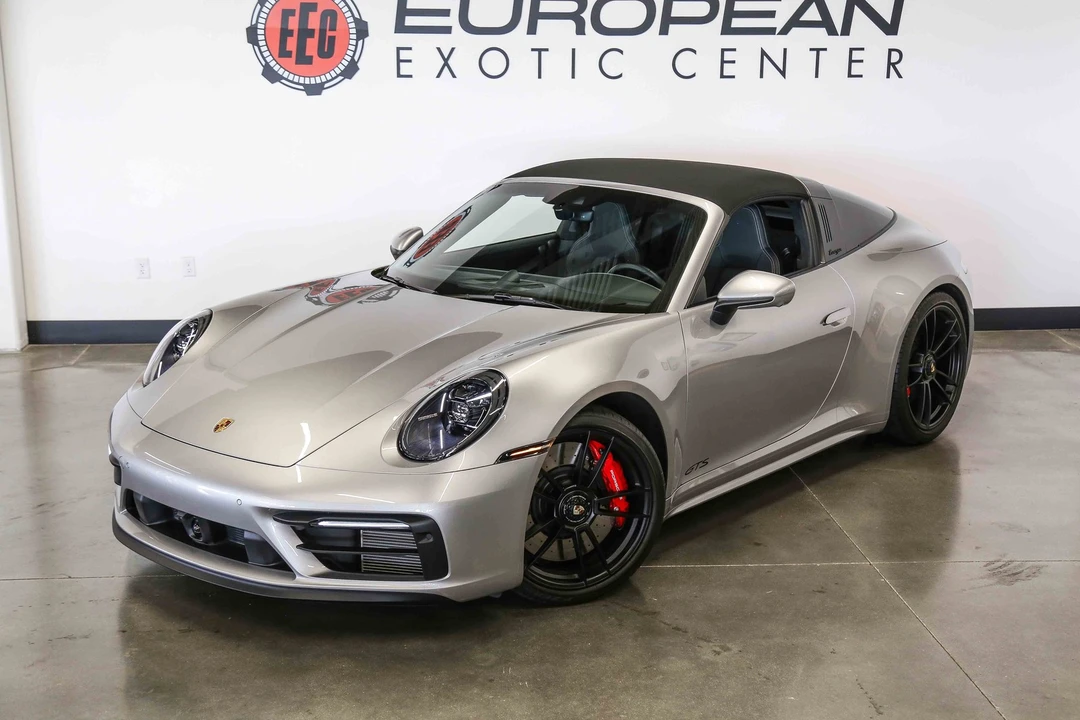 2022 Porsche - Image 12 of 31