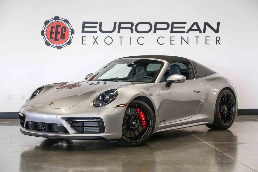 2022 Porsche - Image 11 of 31