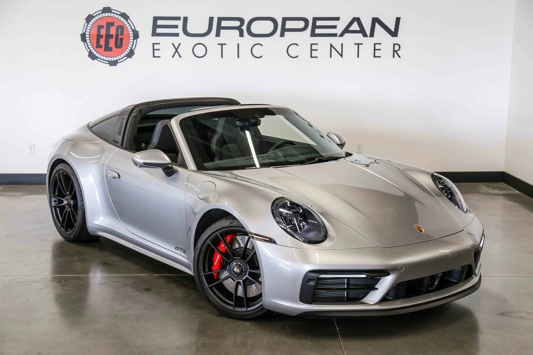 2022 Porsche - Image 15 of 31