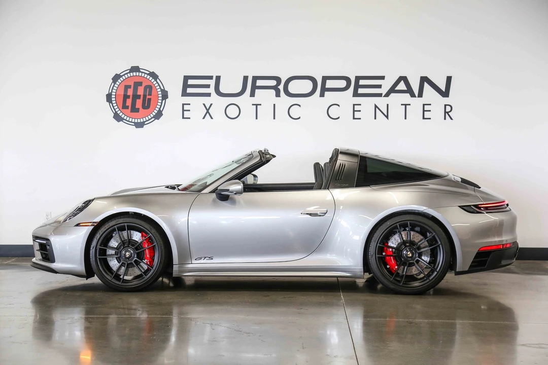 2022 Porsche - Image 5 of 31