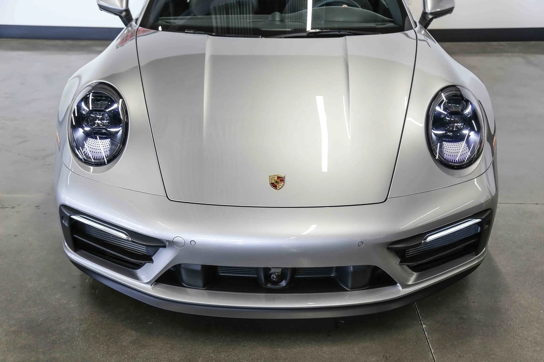 2022 Porsche - Image 14 of 31