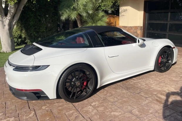 2022 Porsche 992 Targa 4 GTS - Image 2 of 7