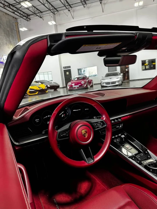 2022 Porsche 992 Targa 4 & 4S - Image 5 of 7