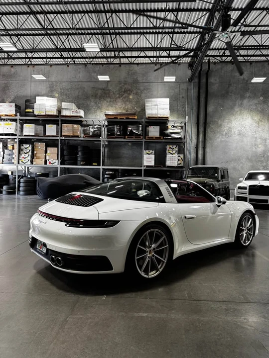 2022 Porsche 992 Targa 4 & 4S - Image 2 of 7
