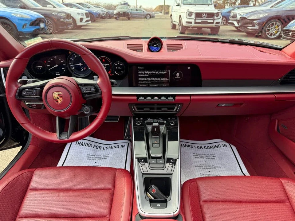 2022 Porsche 992 Targa 4 & 4S - Image 19 of 31