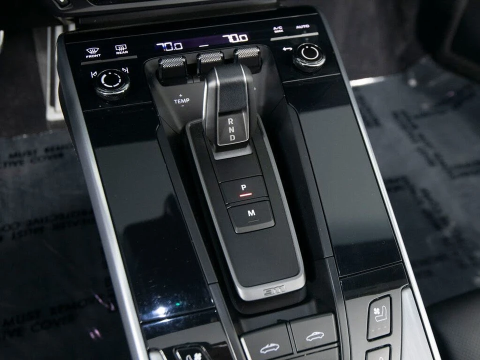 2022 Porsche 992 Targa 4 & 4S - Image 31 of 31