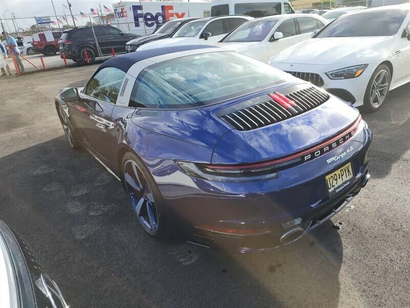2022 Porsche 992 Targa 4 & 4S - Image 19 of 31