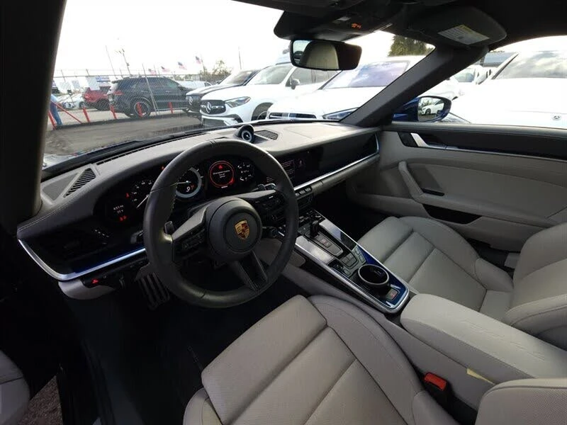 2022 Porsche 992 Targa 4 & 4S - Image 2 of 31