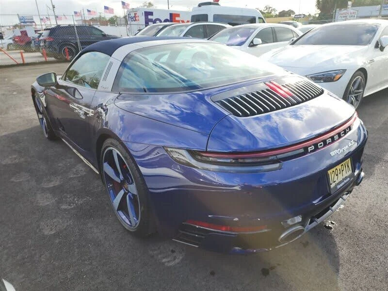 2022 Porsche 992 Targa 4 & 4S - Image 16 of 31