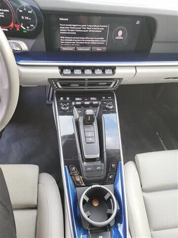 2022 Porsche 992 Targa 4 & 4S - Image 14 of 31