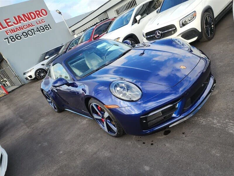 2022 Porsche 992 Targa 4 & 4S - Image 5 of 31