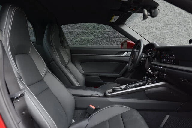 2022 Porsche 992 Targa 4 & 4S - Image 26 of 31
