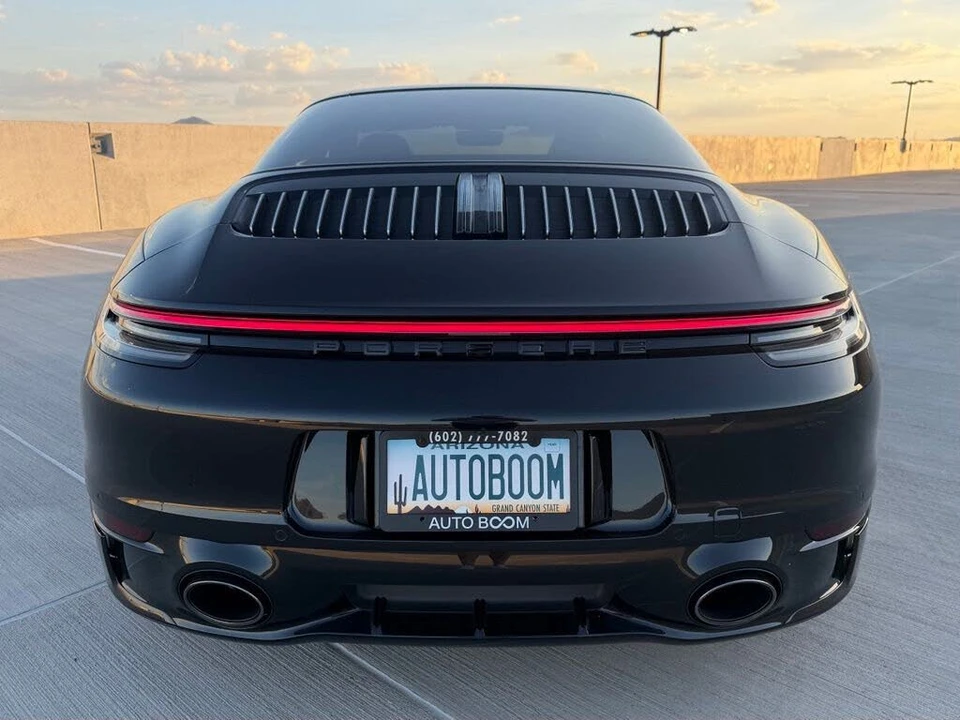 2022 Porsche 992 Targa 4 & 4S - Image 11 of 31
