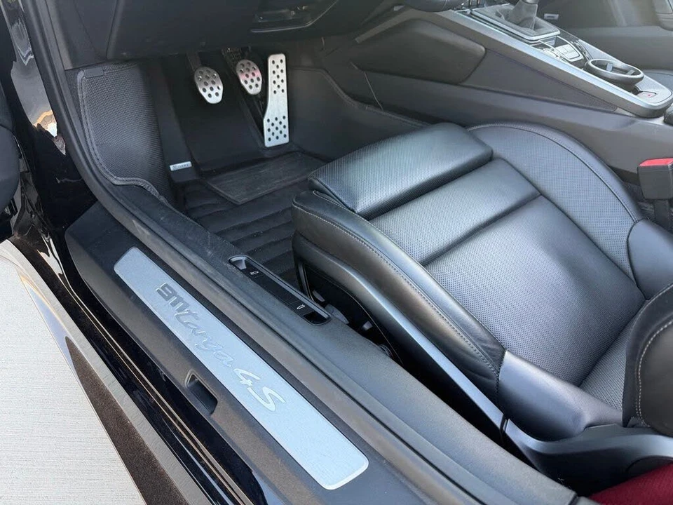 2022 Porsche 992 Targa 4 & 4S - Image 20 of 31