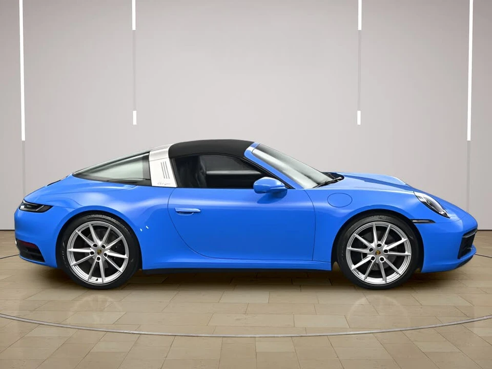 2022 Porsche 992 Targa 4 & 4S - Image 29 of 31