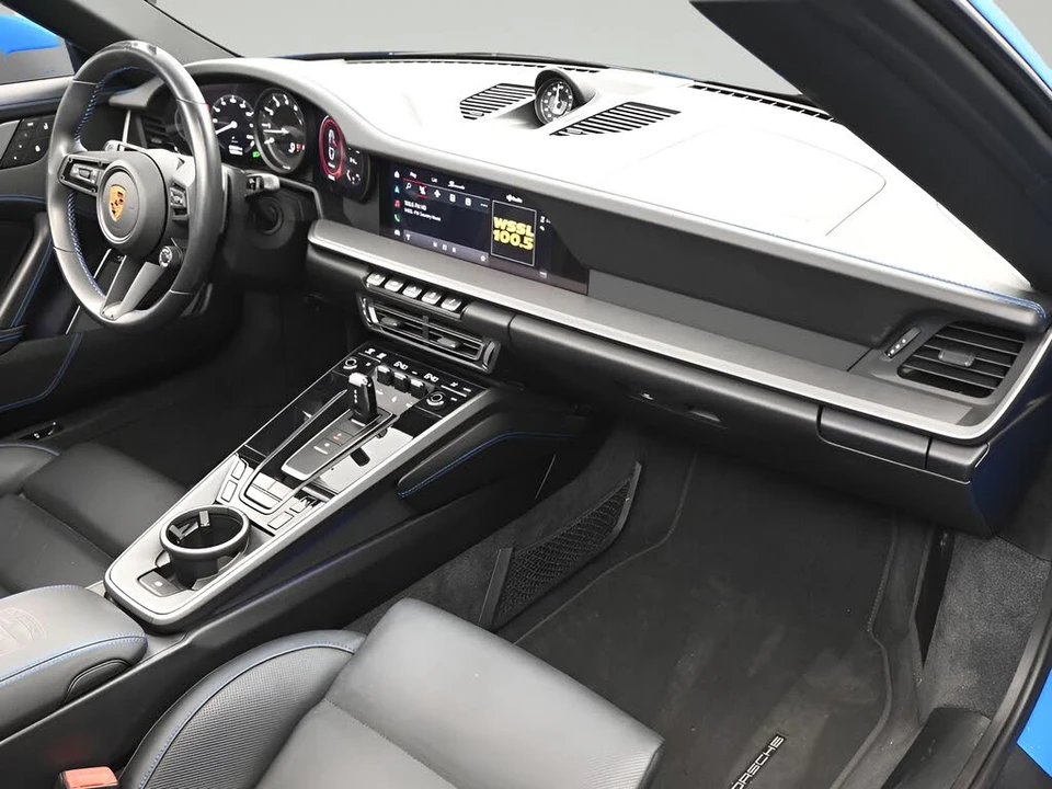 2022 Porsche 992 Targa 4 & 4S - Image 10 of 31