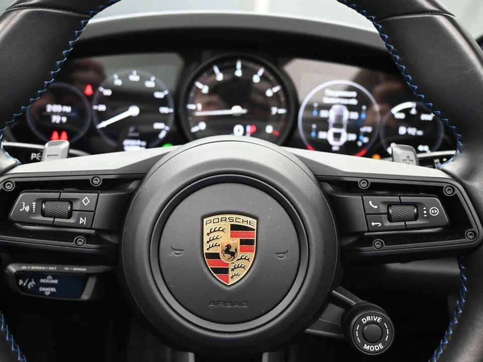 2022 Porsche 992 Targa 4 & 4S - Image 23 of 31