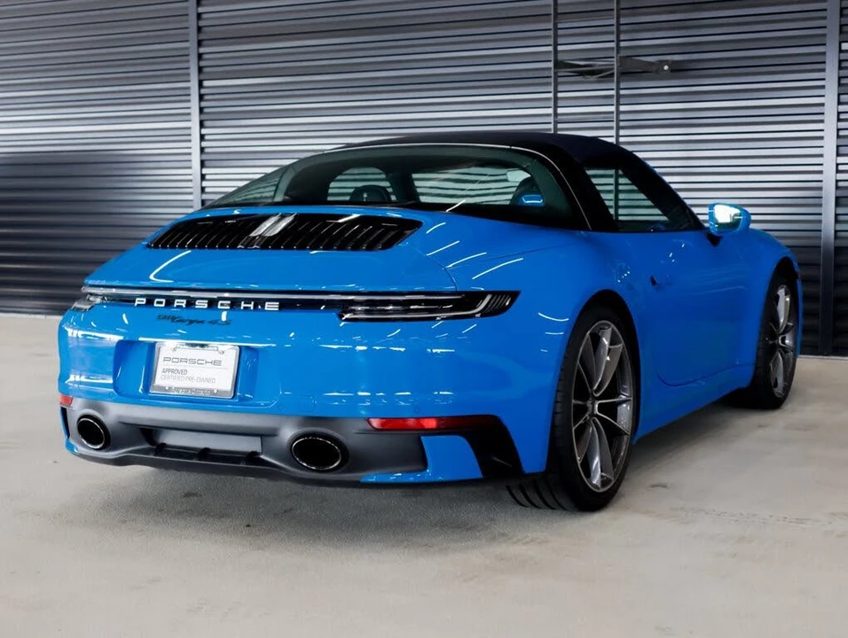 2022 Porsche 992 Targa 4 & 4S - Image 10 of 31