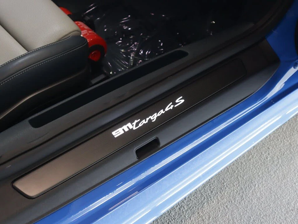 2022 Porsche 992 Targa 4 & 4S - Image 29 of 31