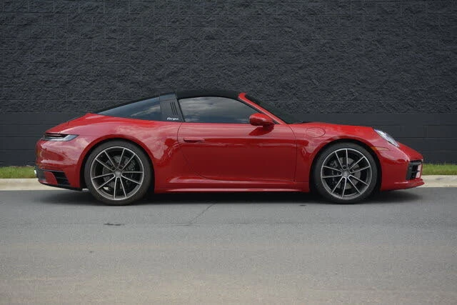 2022 Porsche 992 Targa 4 & 4S - Image 8 of 31