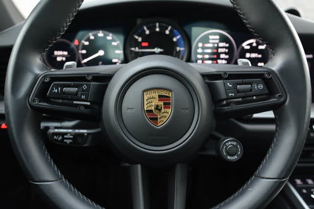 2022 Porsche 992 Targa 4 & 4S - Image 16 of 31